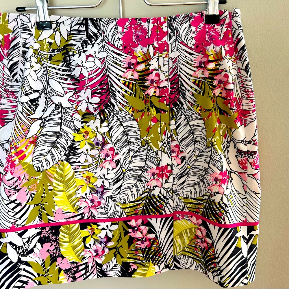 EP Pro size  4 multicolored golf skort